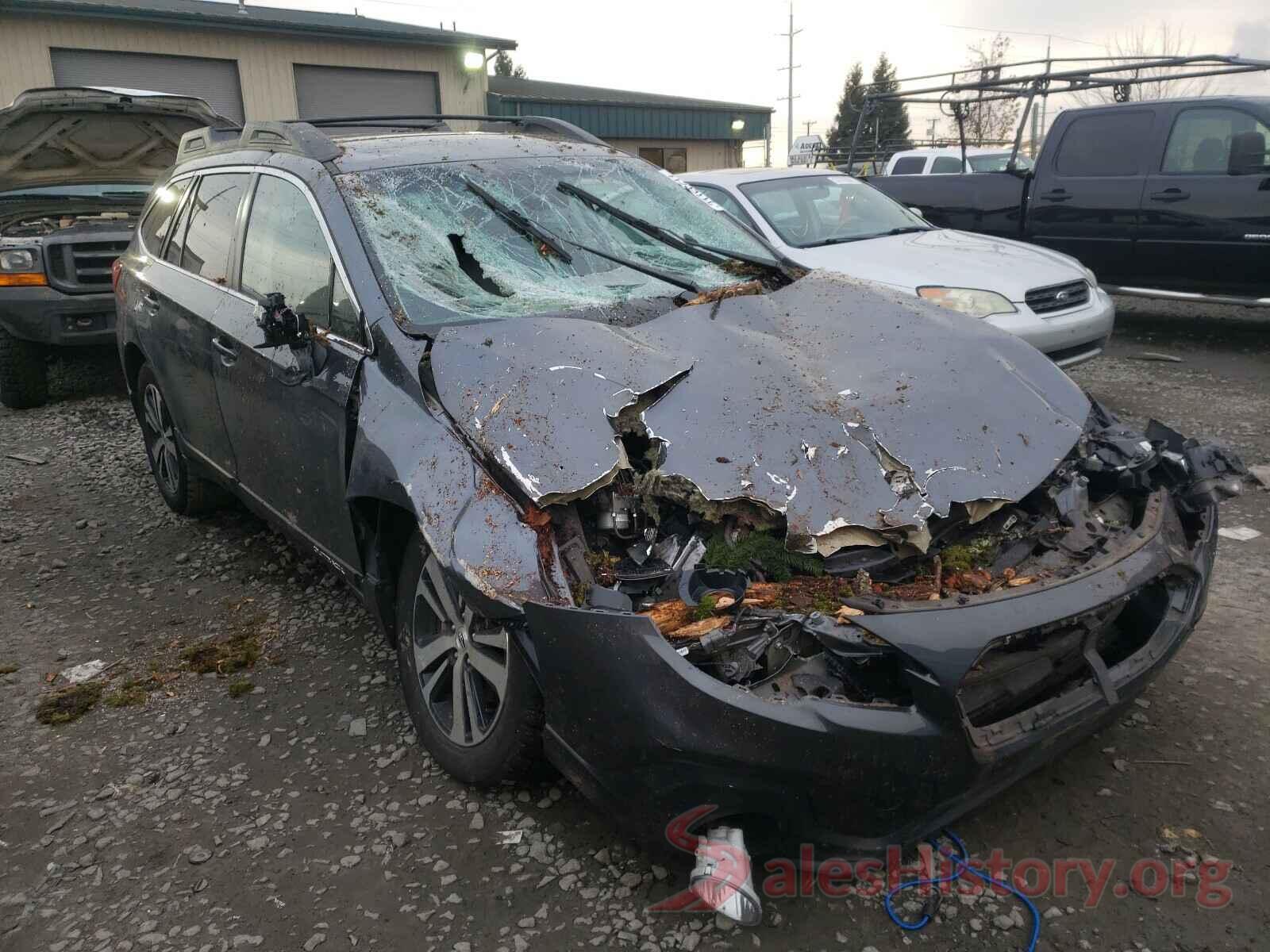 4S4BSANC4J3302124 2018 SUBARU OUTBACK