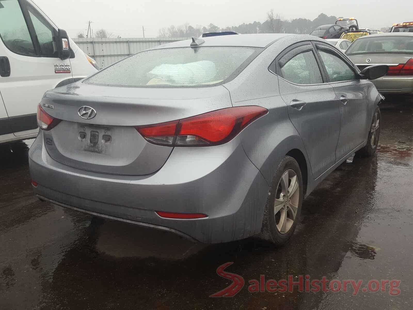 5NPDH4AE4GH688657 2016 HYUNDAI ELANTRA