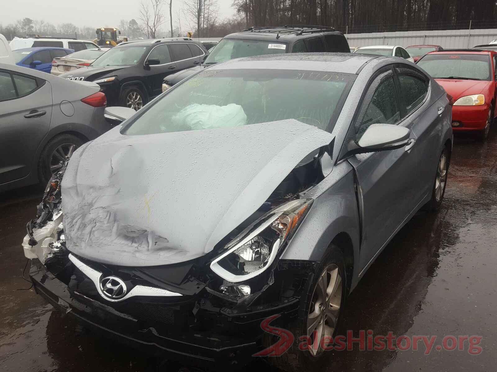 5NPDH4AE4GH688657 2016 HYUNDAI ELANTRA