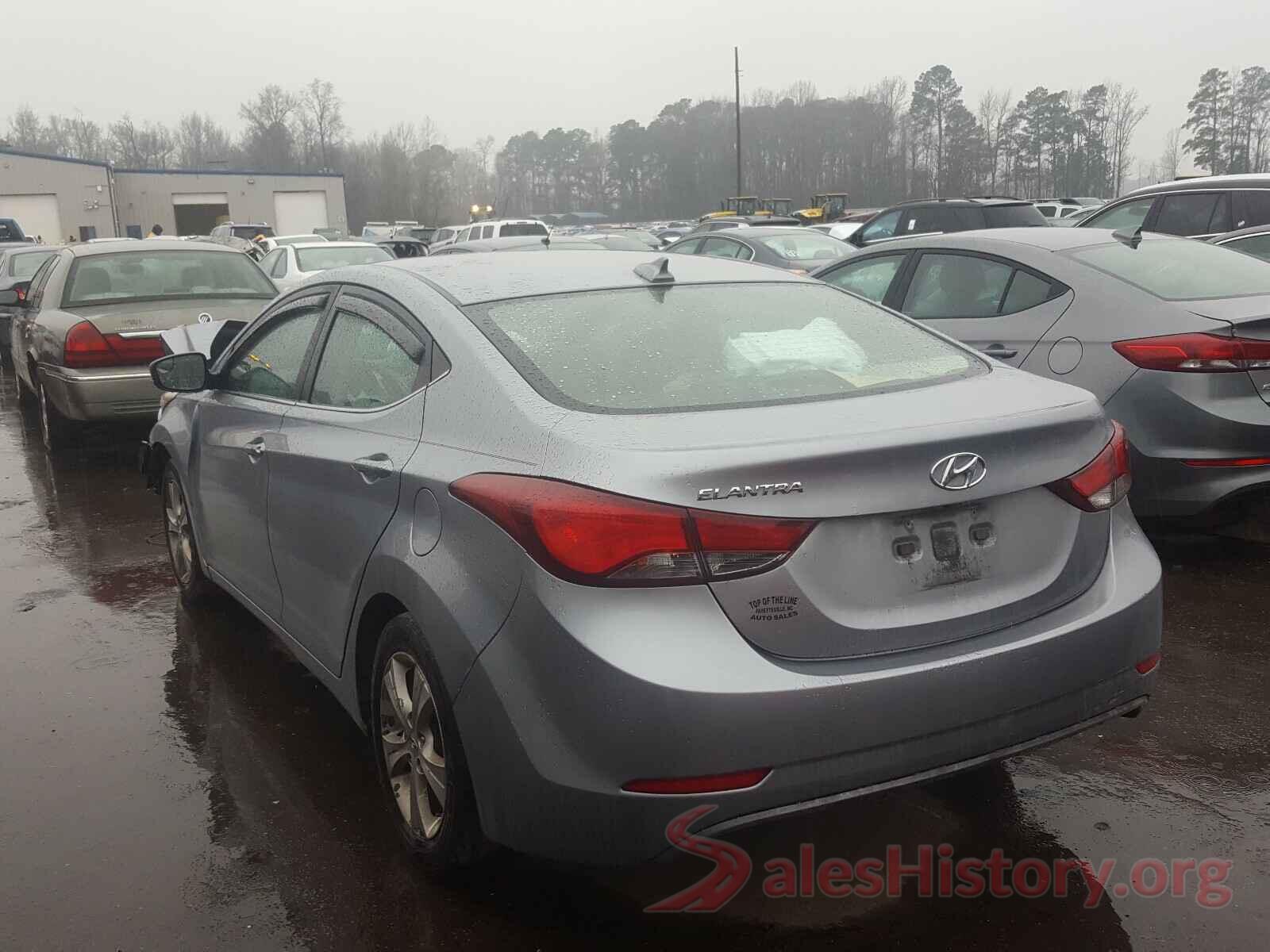 5NPDH4AE4GH688657 2016 HYUNDAI ELANTRA