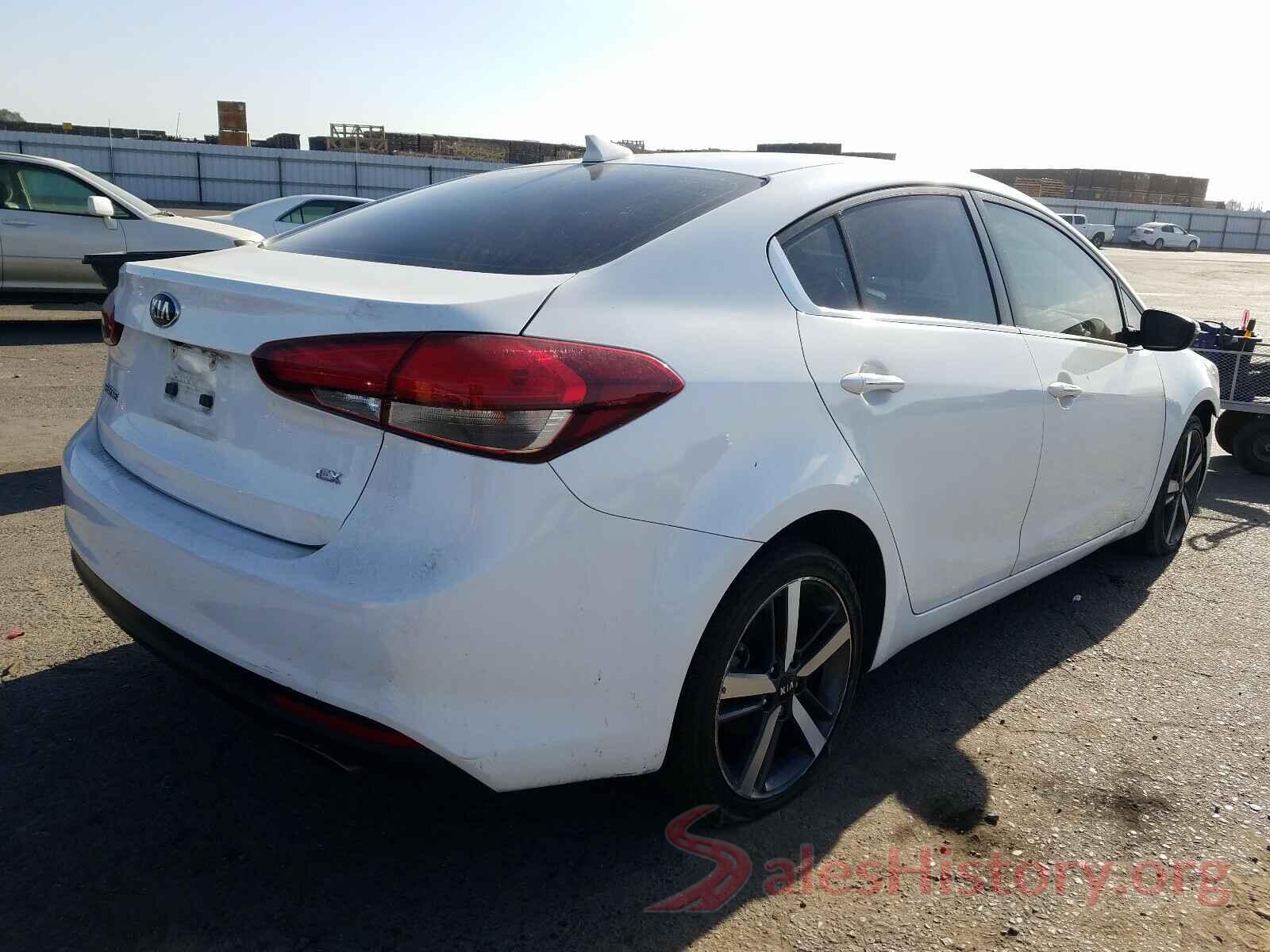 3KPFN4A87JE257284 2018 KIA FORTE