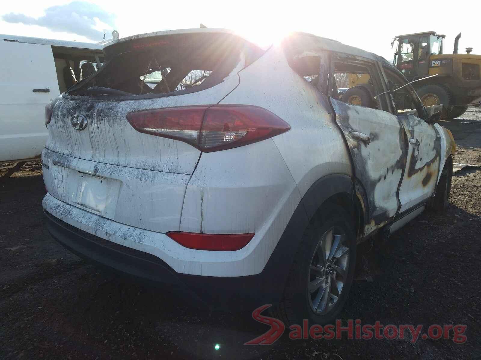 KM8J33A44JU607975 2018 HYUNDAI TUCSON