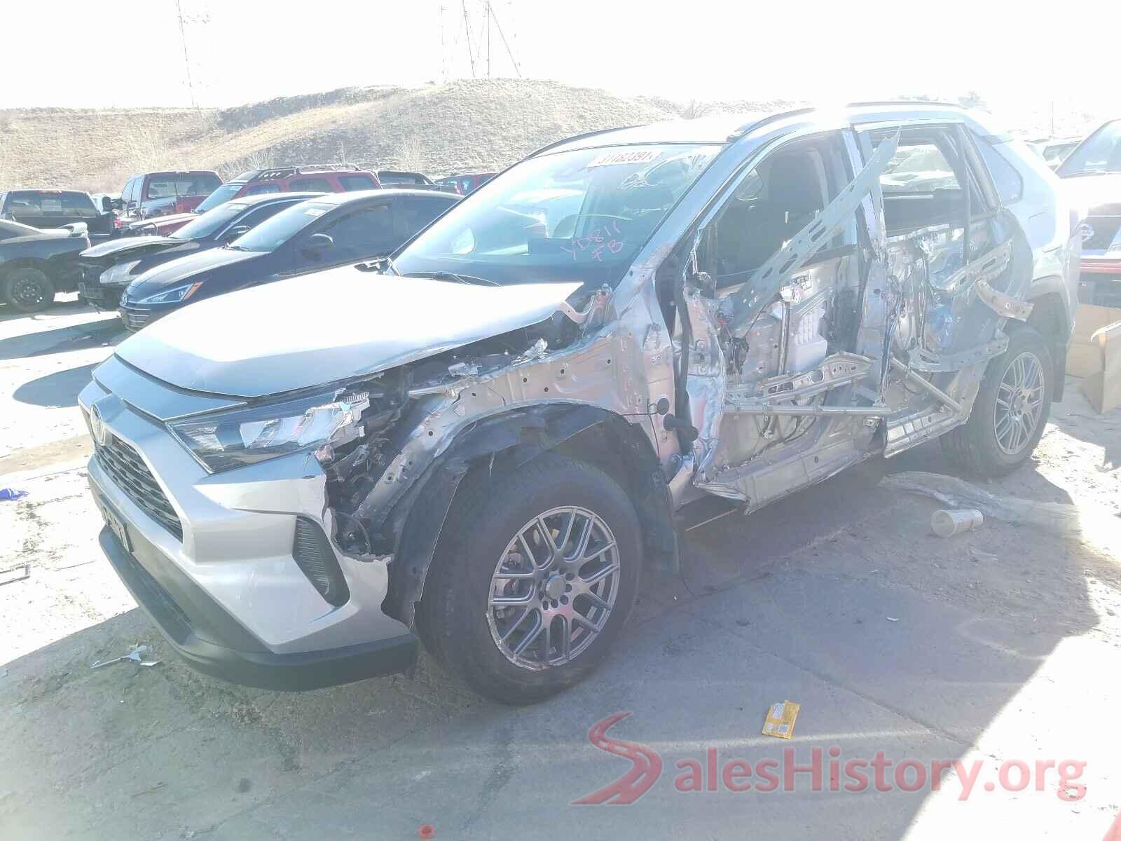 2T3F1RFV7KW002048 2019 TOYOTA RAV4