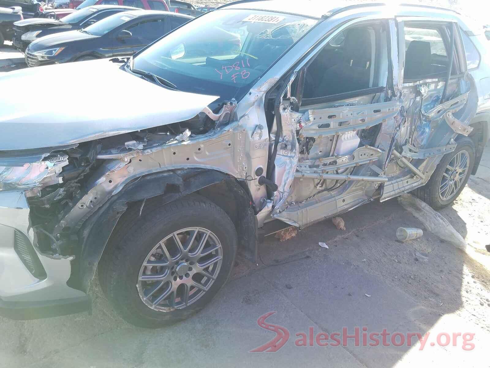 2T3F1RFV7KW002048 2019 TOYOTA RAV4