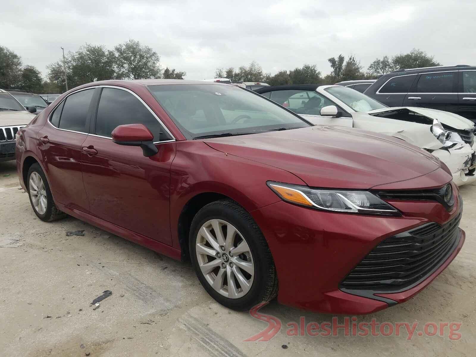 4T1B11HK9JU621003 2018 TOYOTA CAMRY