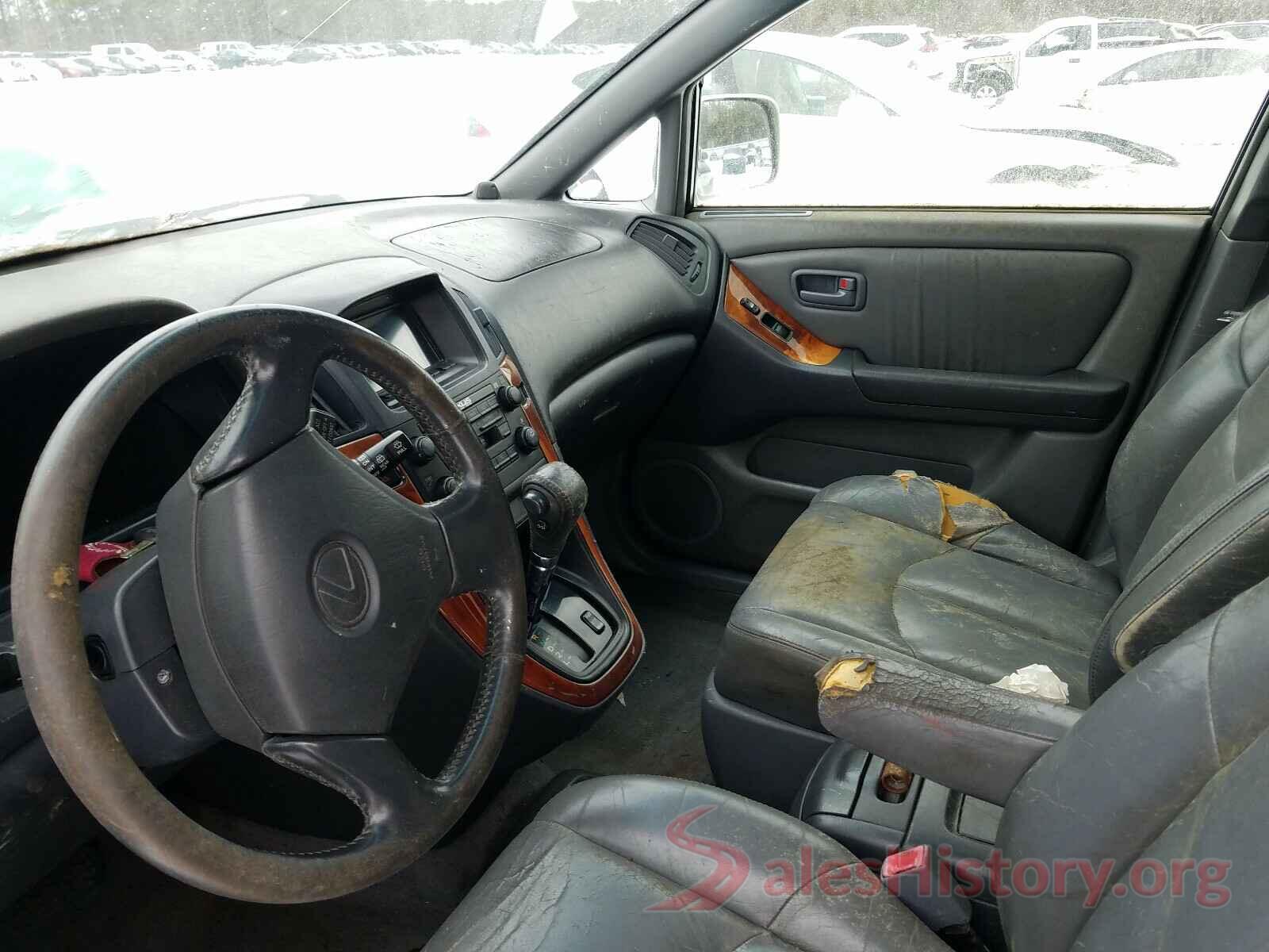 JT6GF10U3Y0068267 2020 LEXUS ES300