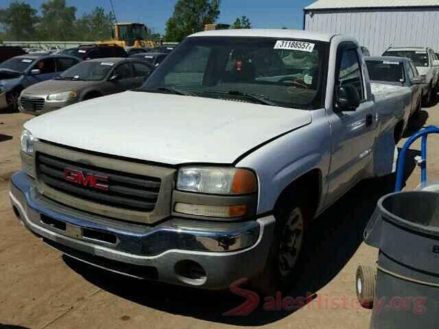 3KPC24A6XLE106498 2005 GMC SIERRA