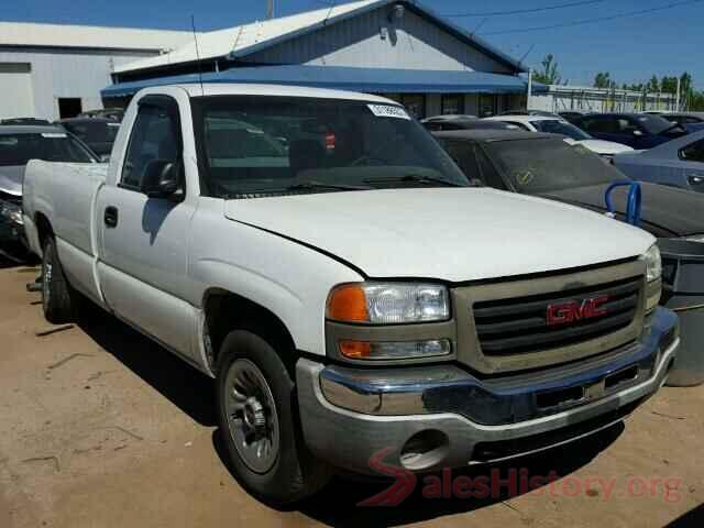 3KPC24A6XLE106498 2005 GMC SIERRA