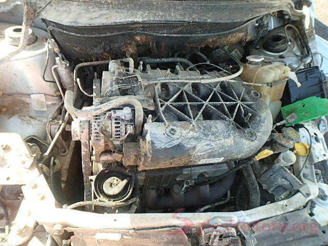 KMHCT4AE8HU315439 2004 CHRYSLER PACIFICA