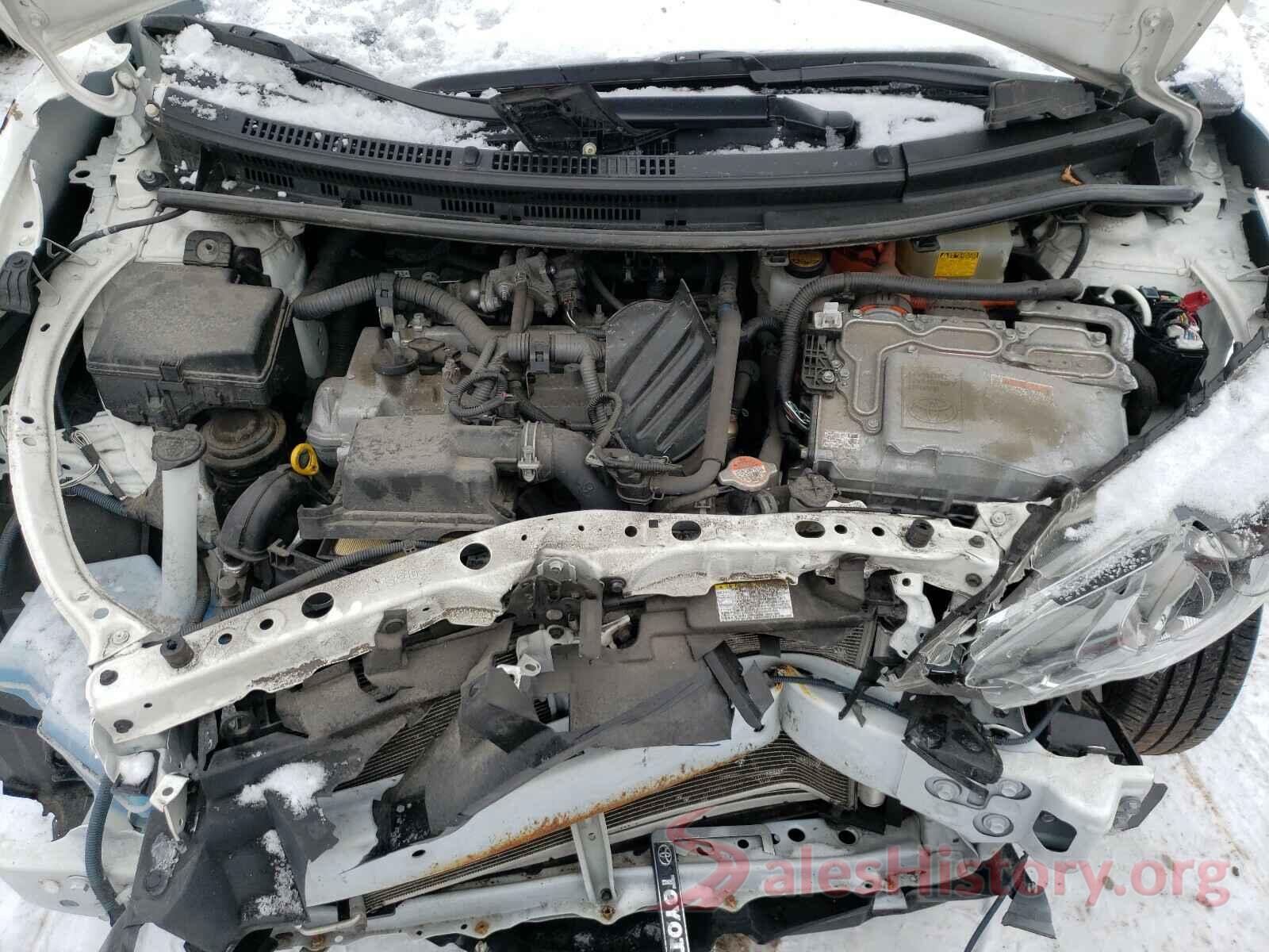 JTDKDTB38G1117190 2016 TOYOTA PRIUS