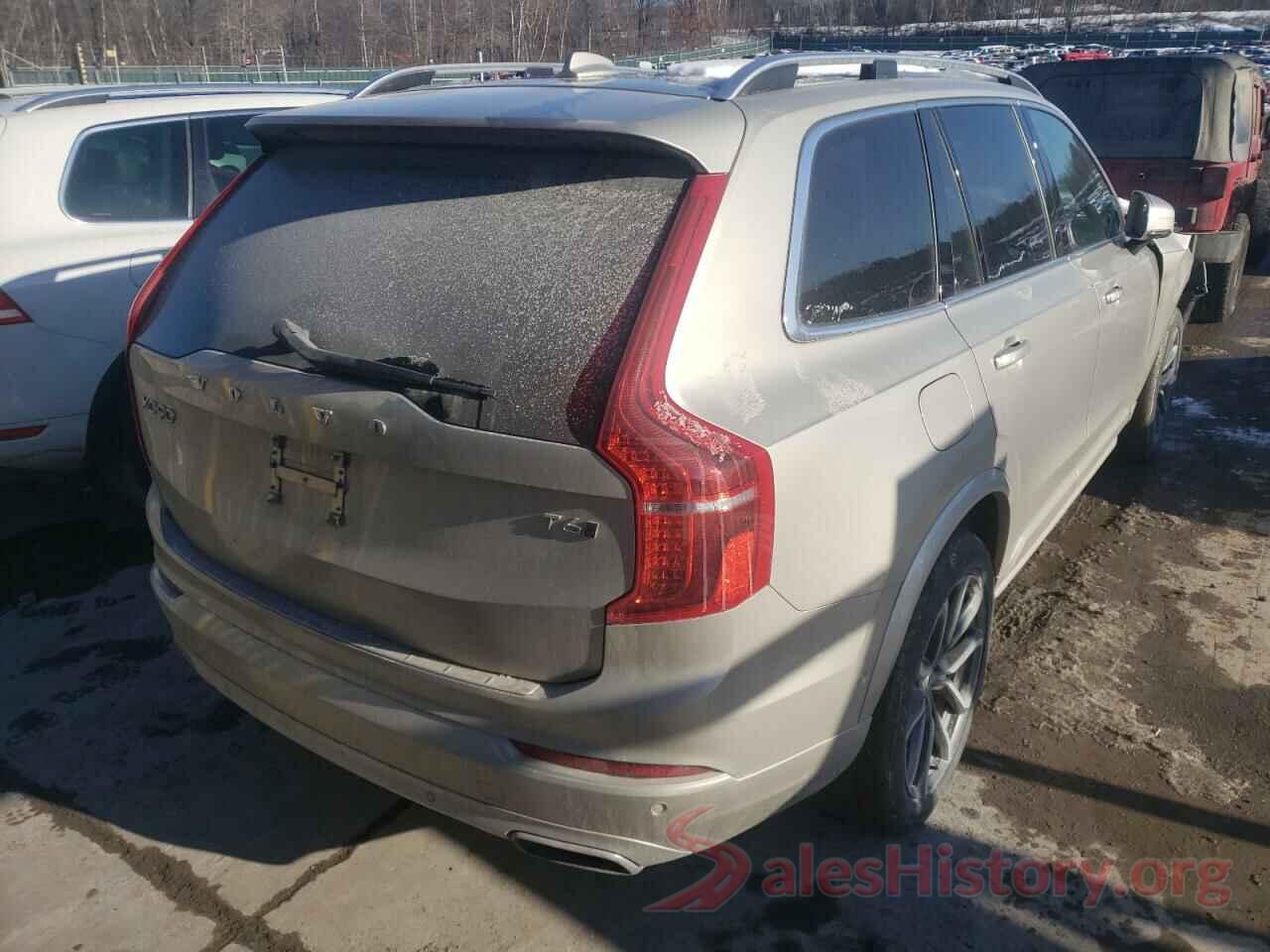 YV4A22PK3J1327714 2018 VOLVO XC90