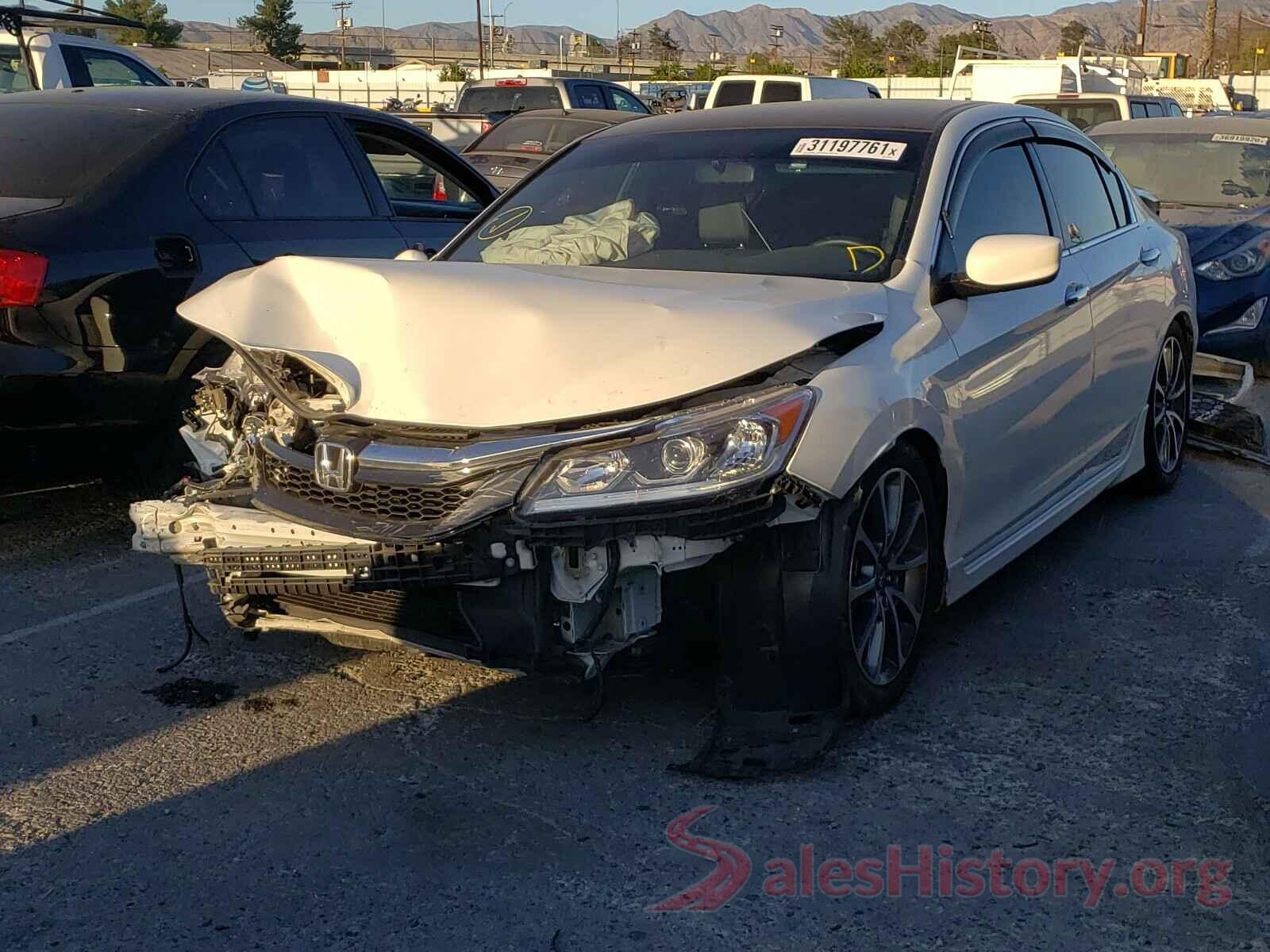 1HGCR2E54HA136190 2017 HONDA ACCORD