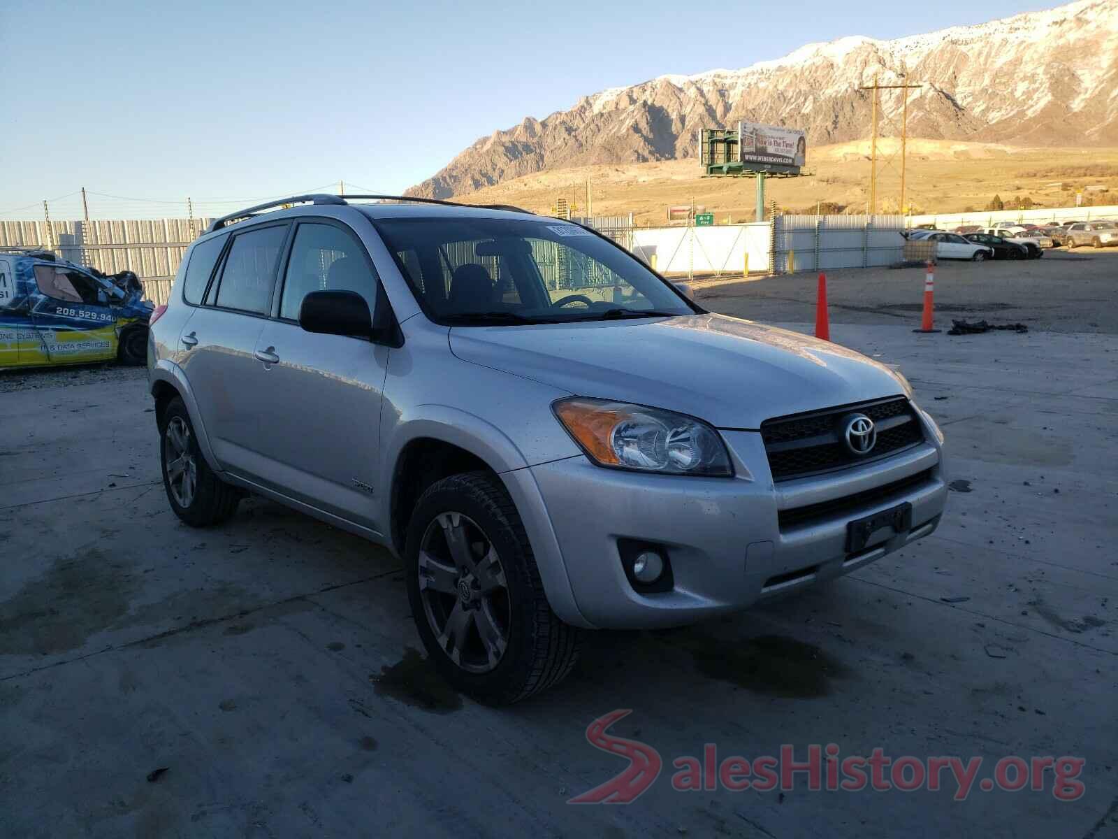 1V2WR2CA9MC580335 2011 TOYOTA RAV4