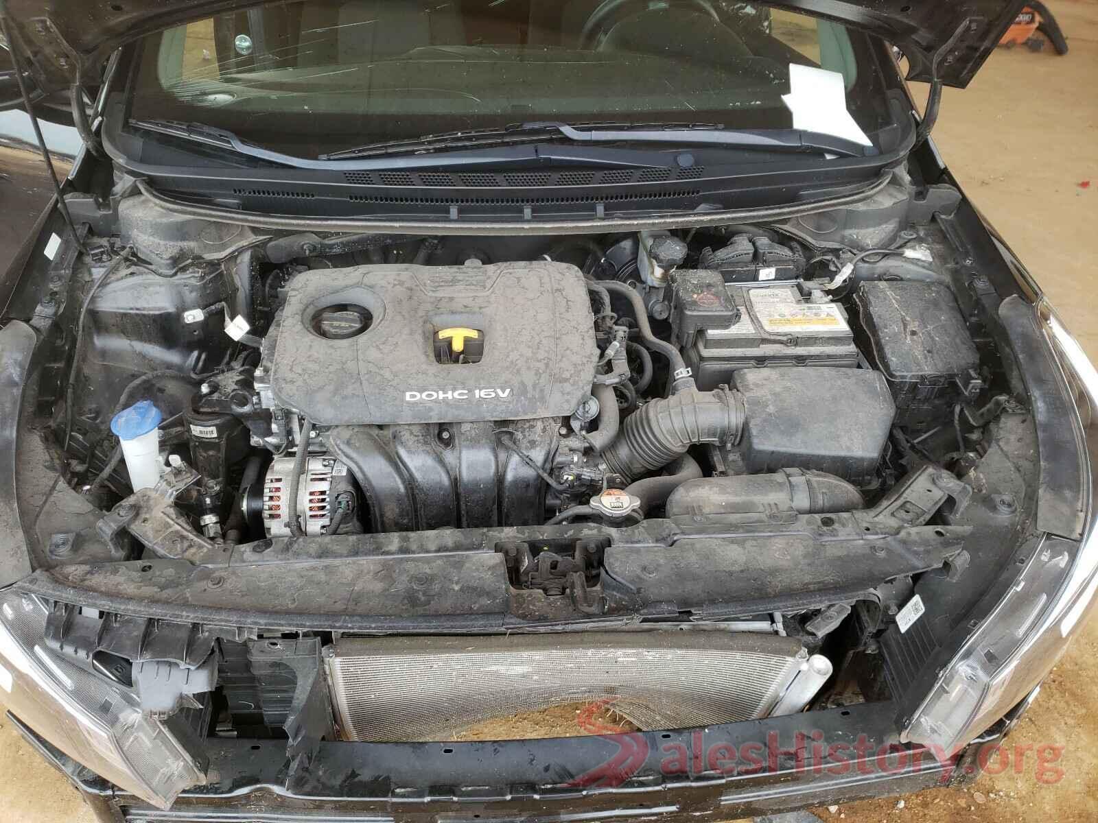 3KPFK4A71JE183196 2018 KIA FORTE