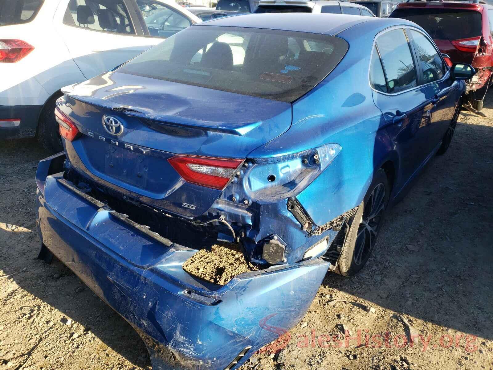 4T1B11HK8JU038227 2018 TOYOTA CAMRY