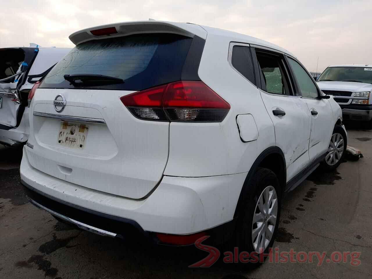 KNMAT2MT6JP568113 2018 NISSAN ROGUE