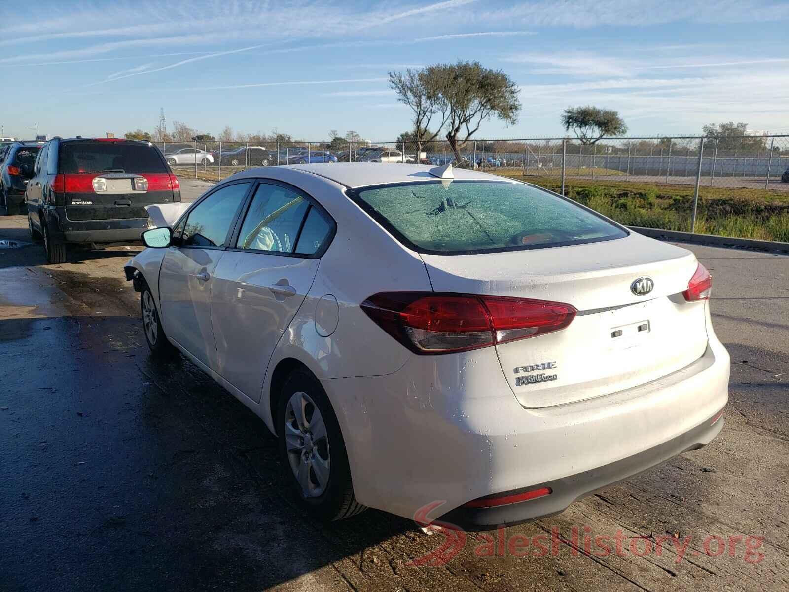 3KPFL4A73JE262768 2018 KIA FORTE