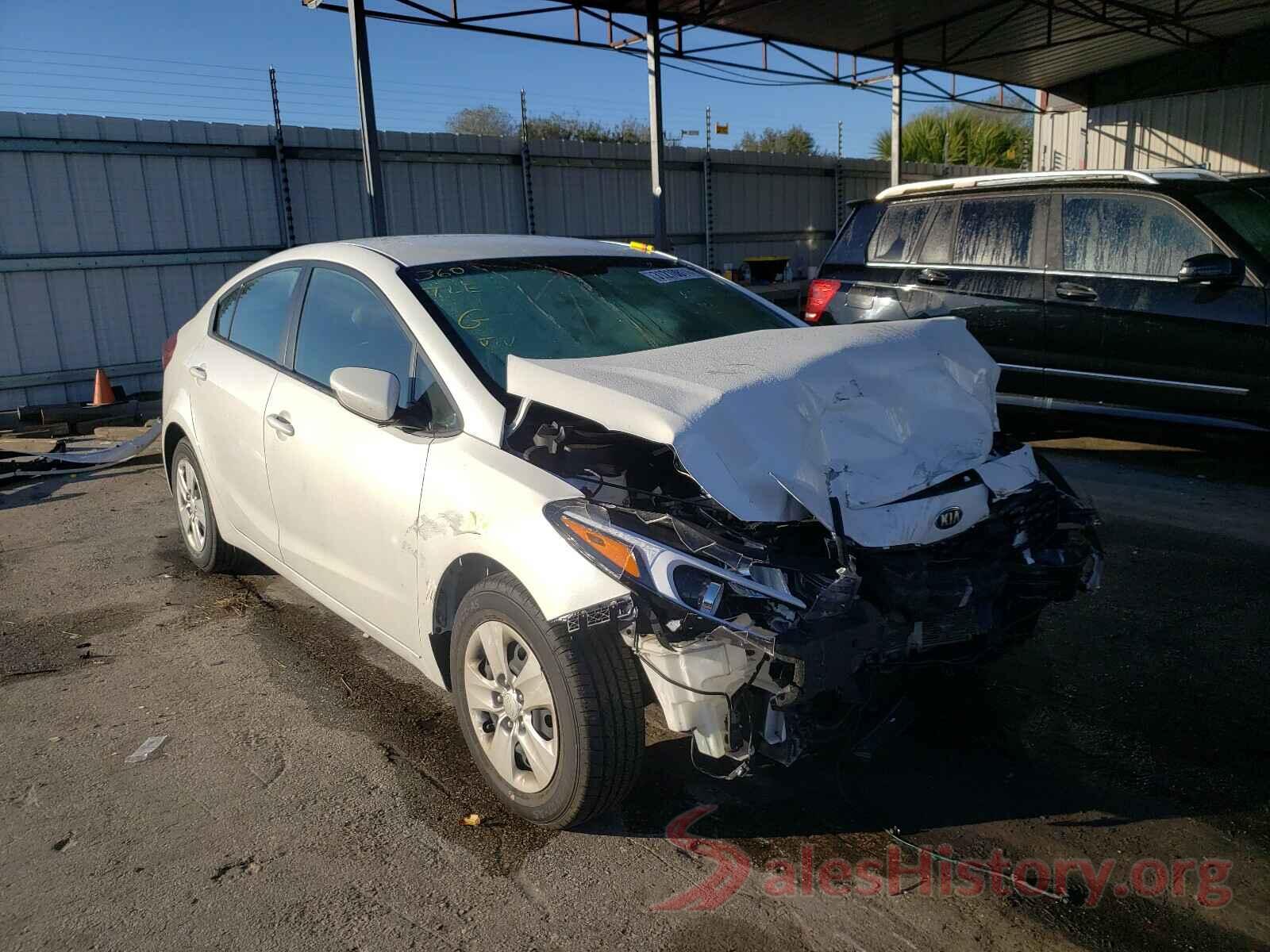 3KPFL4A73JE262768 2018 KIA FORTE