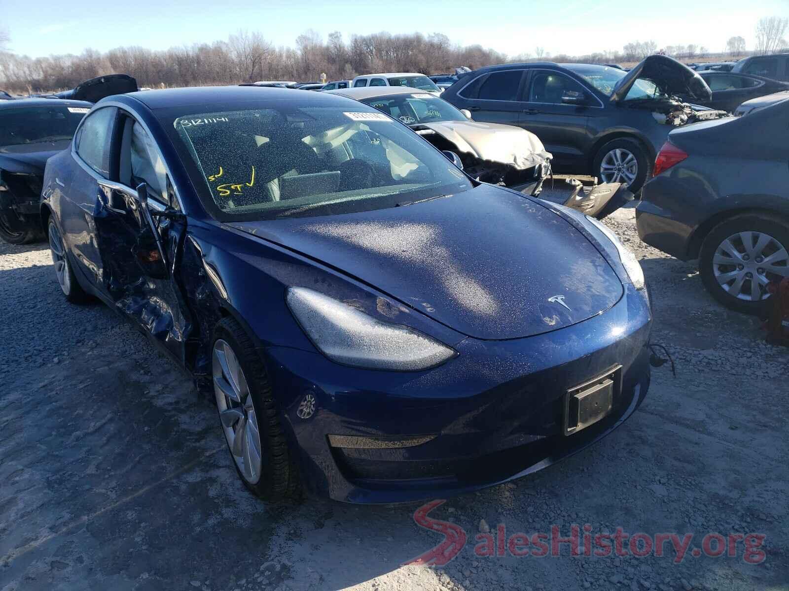 5YJ3E1EB8JF088488 2018 TESLA MODEL 3