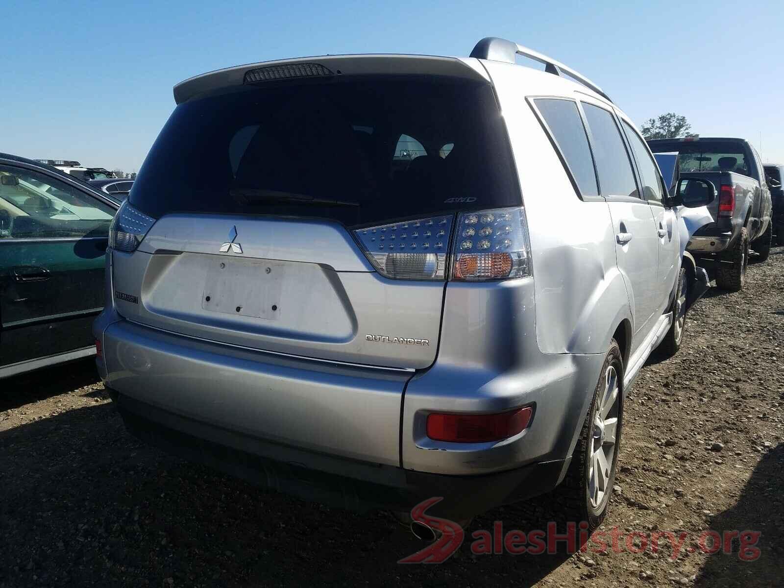 2T3BFREV4JW809501 2013 MITSUBISHI OUTLANDER