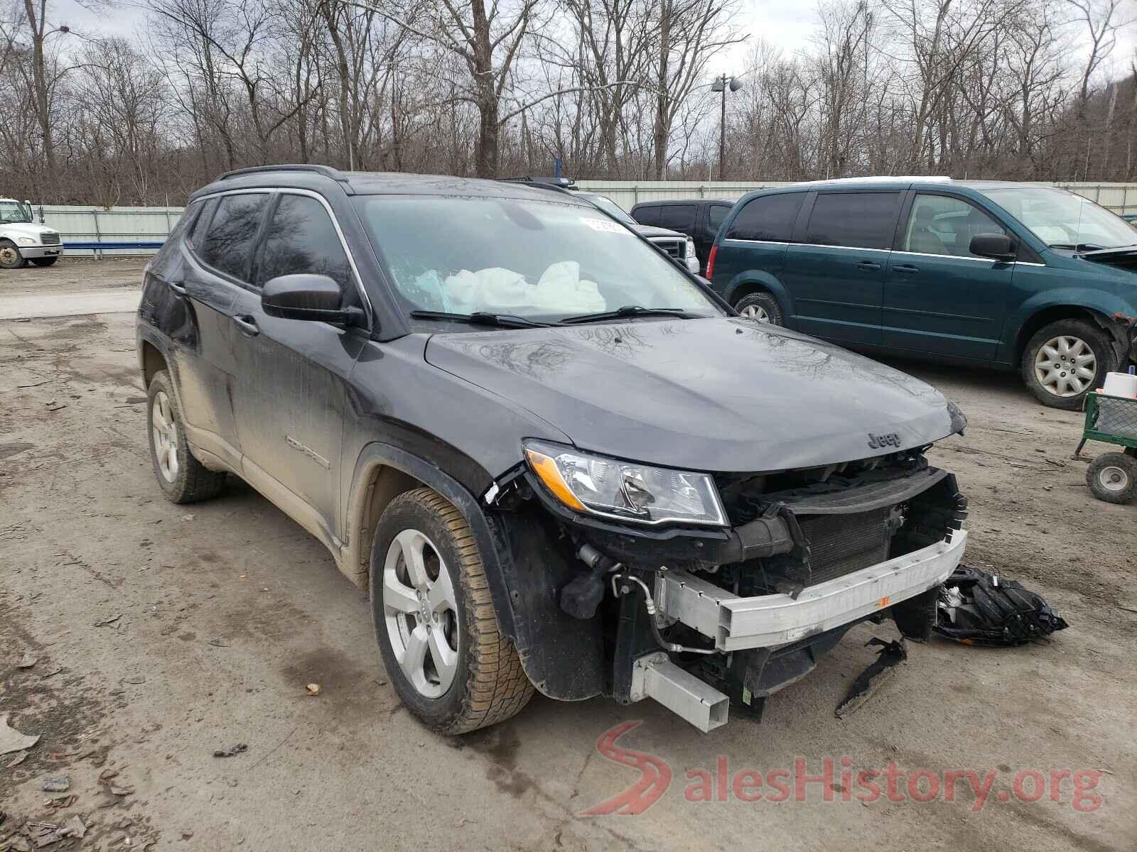 3C4NJDBB3KT800810 2019 JEEP COMPASS