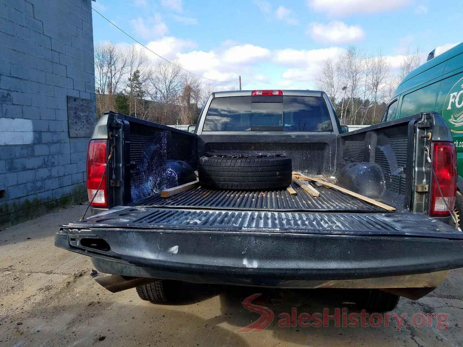 JF2SKACC2KH533827 2011 DODGE RAM 2500