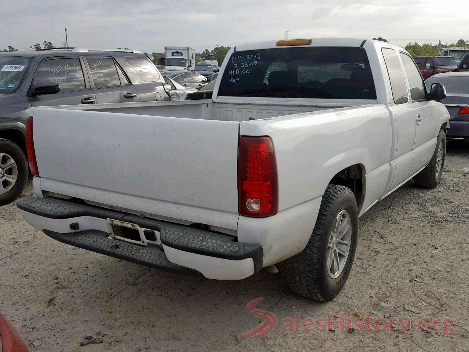 3VWL17AJ5GM267004 2004 GMC NEW SIERRA