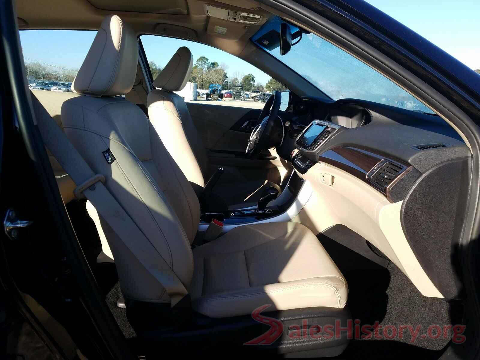 1HGCR2F8XHA280609 2017 HONDA ACCORD