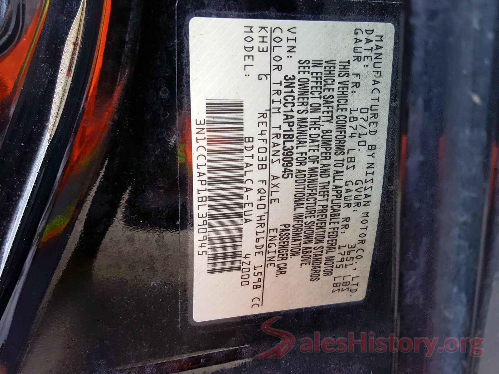 3VV0B7AX2JM108330 2011 NISSAN VERSA