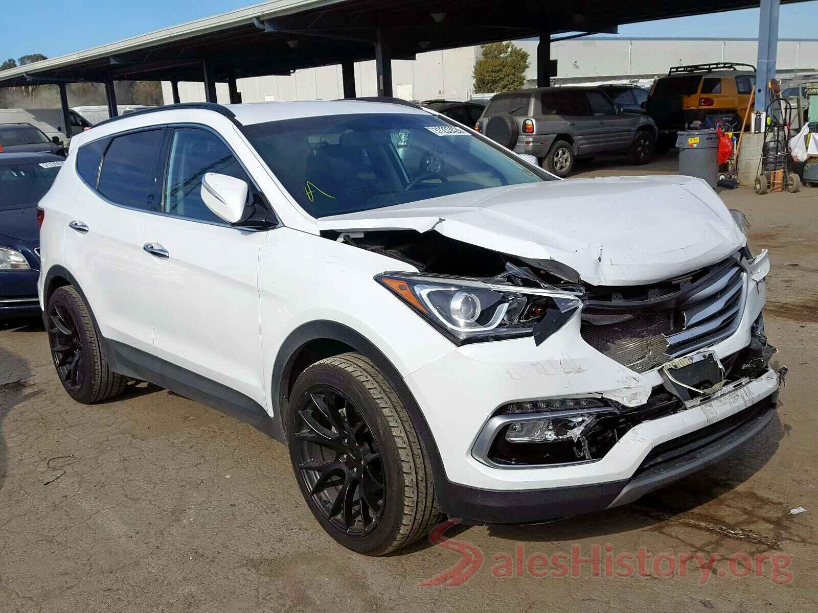 3KPA24AD3LE258466 2018 HYUNDAI SANTA FE S