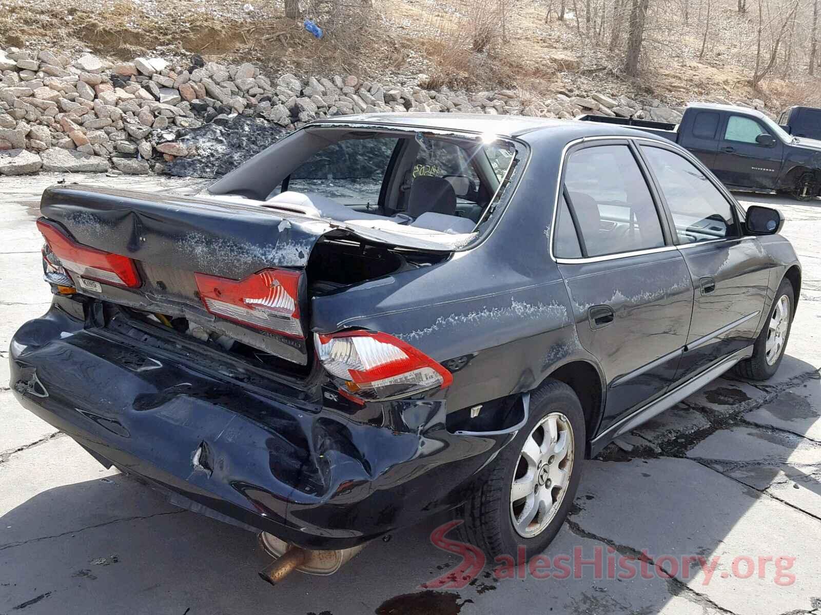 2HKRW1H28LH403104 2001 HONDA ACCORD EX