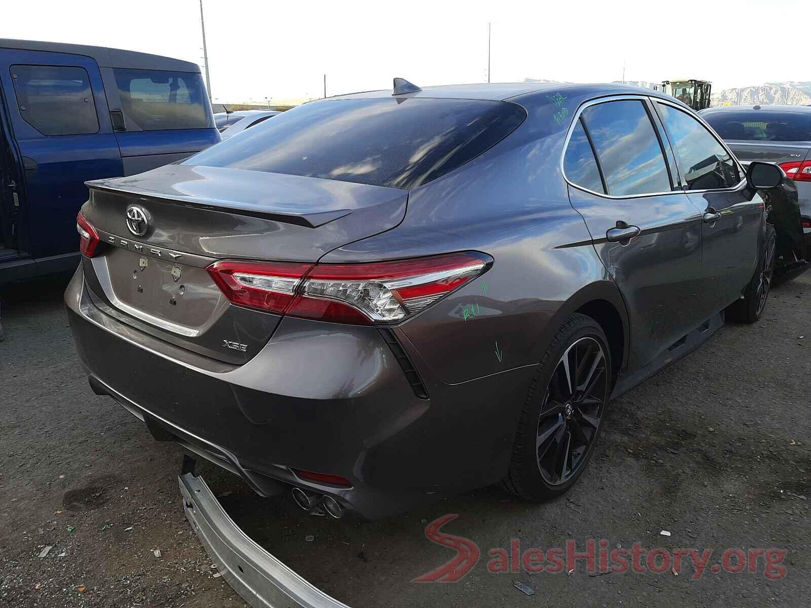 4T1B61HK1KU761792 2019 TOYOTA CAMRY