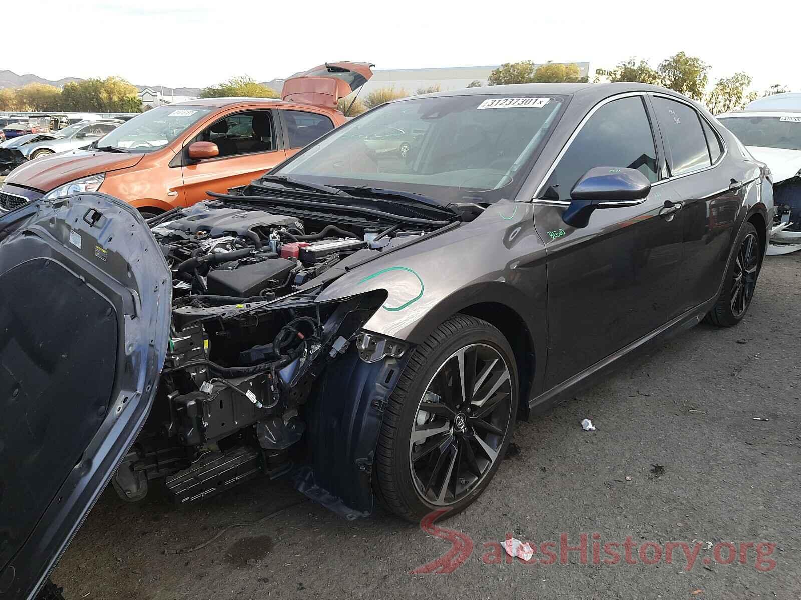 4T1B61HK1KU761792 2019 TOYOTA CAMRY