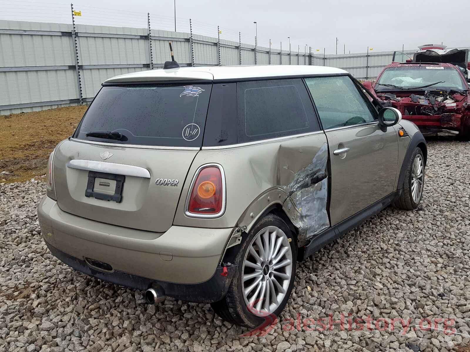 KNMAT2MV7LP542012 2008 MINI COOPER