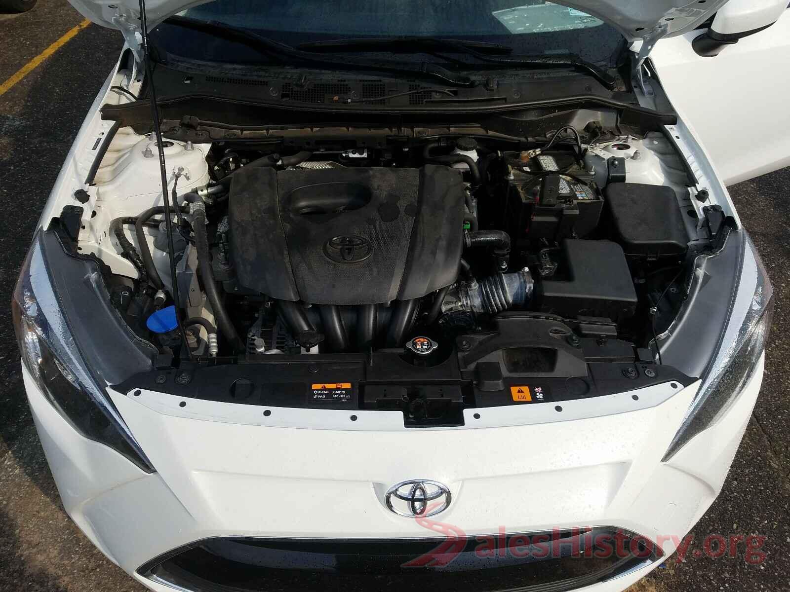 3MYDLBYV6HY190135 2017 TOYOTA YARIS