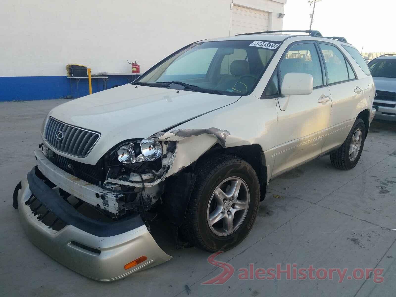 3N1CN7APXHL820395 2000 LEXUS RX300