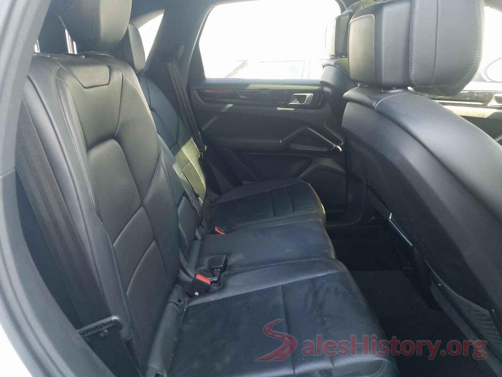 WP1AA2AY4KDA10770 2019 PORSCHE CAYENNE