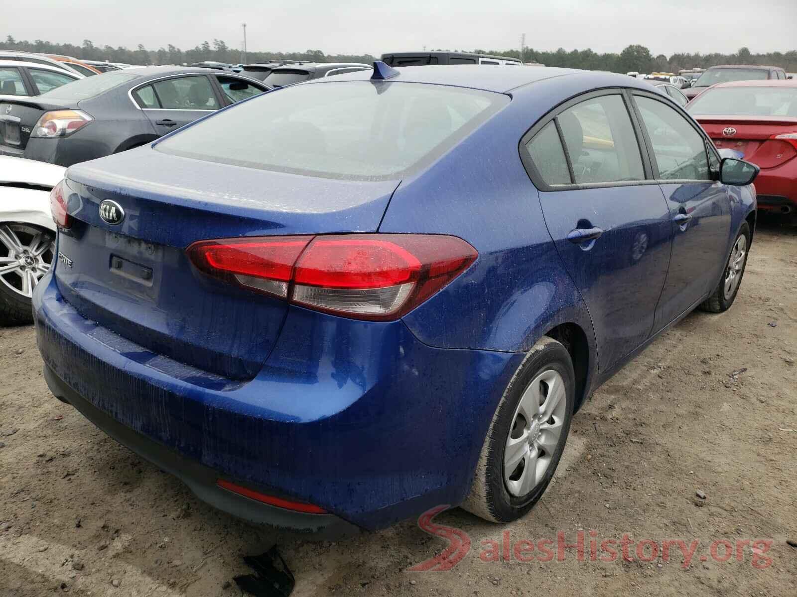 3KPFK4A7XHE013686 2017 KIA FORTE