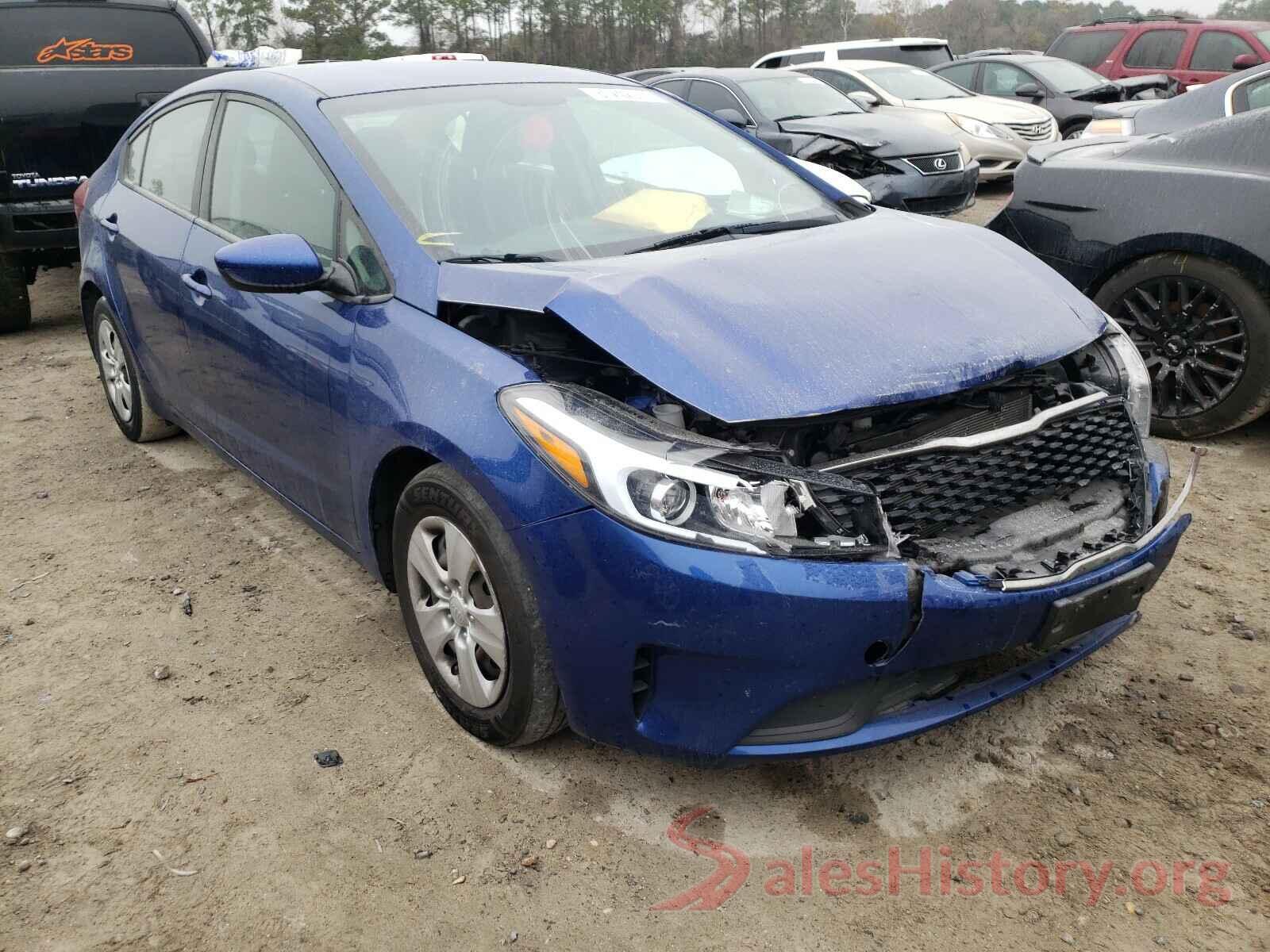 3KPFK4A7XHE013686 2017 KIA FORTE