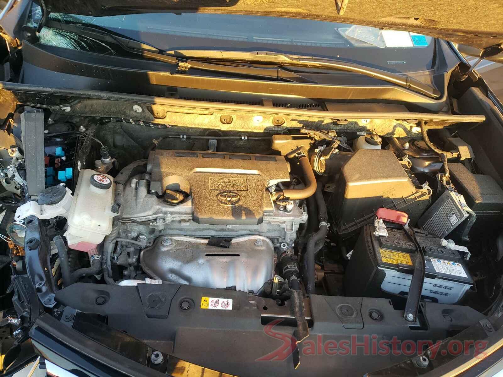 JTMBFREV7JJ224586 2018 TOYOTA RAV4