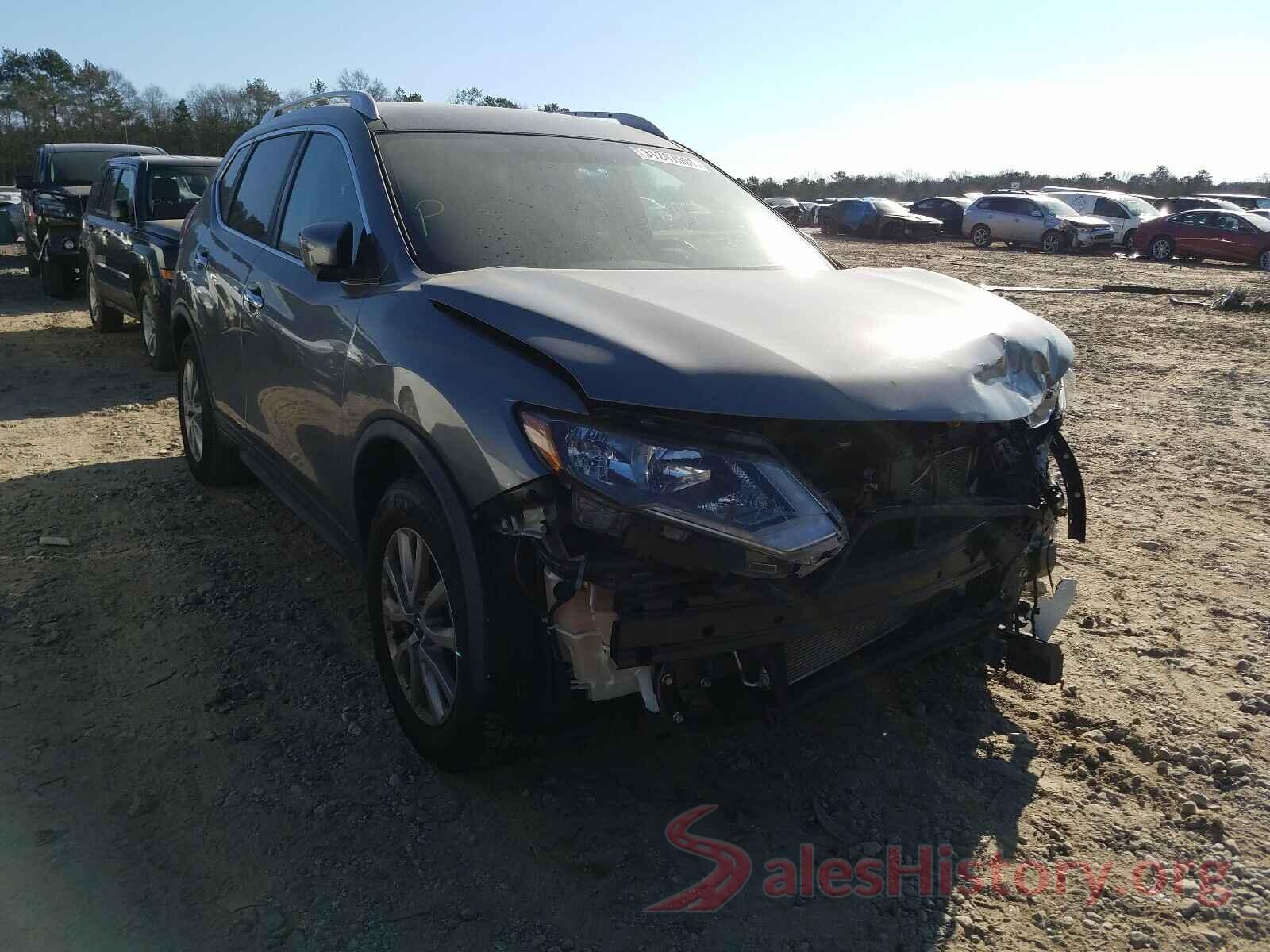 KNMAT2MT4JP569826 2018 NISSAN ROGUE