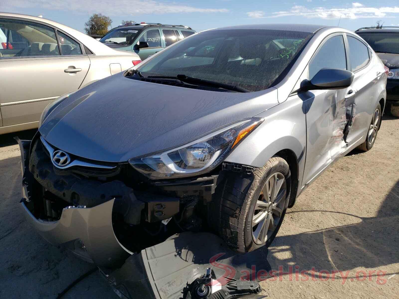 5NPDH4AE4GH722077 2016 HYUNDAI ELANTRA