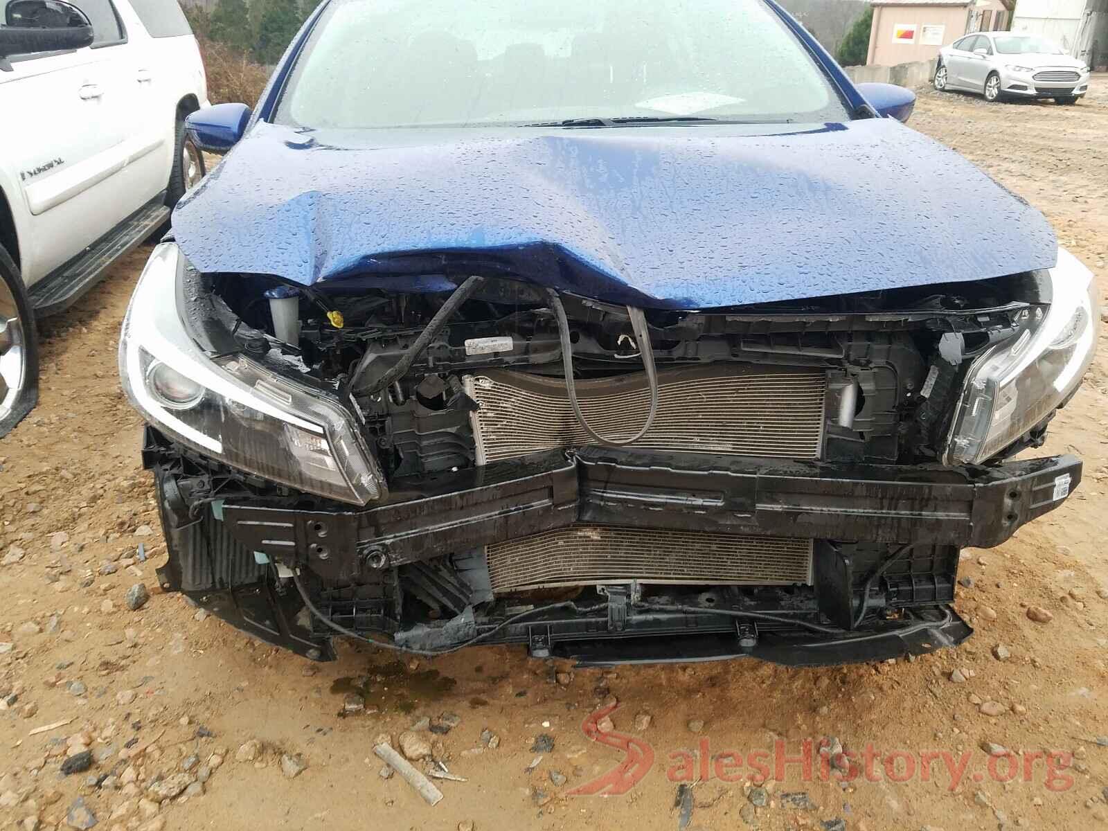 3KPFK4A71JE258589 2018 KIA FORTE