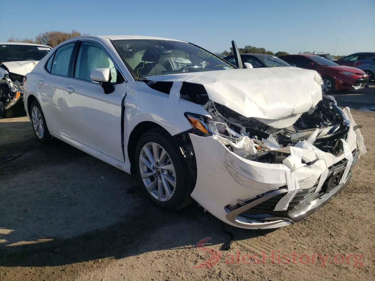 4T1R11AK8MU485153 2021 TOYOTA CAMRY