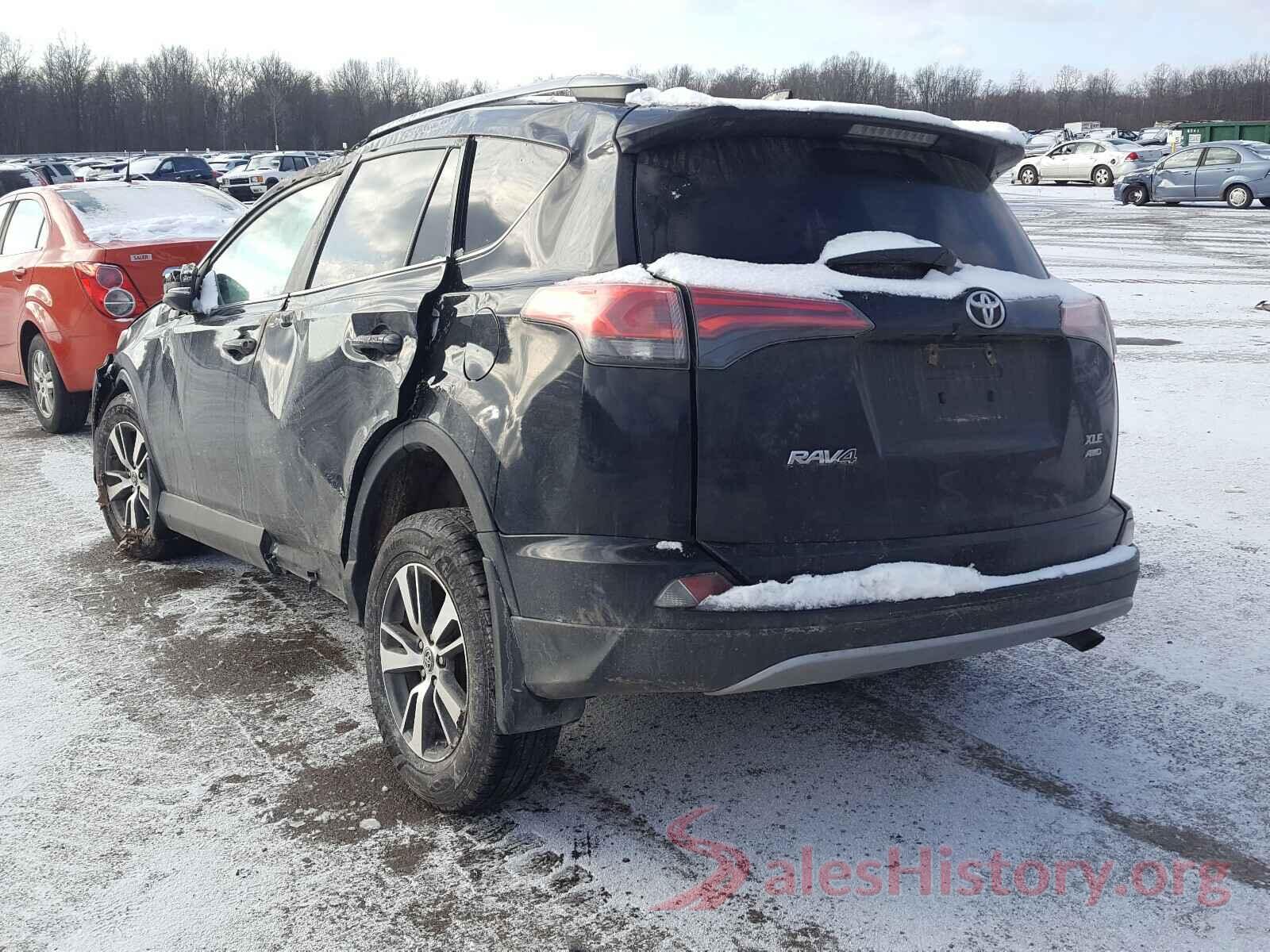 2T3RFREV2JW812556 2018 TOYOTA RAV4