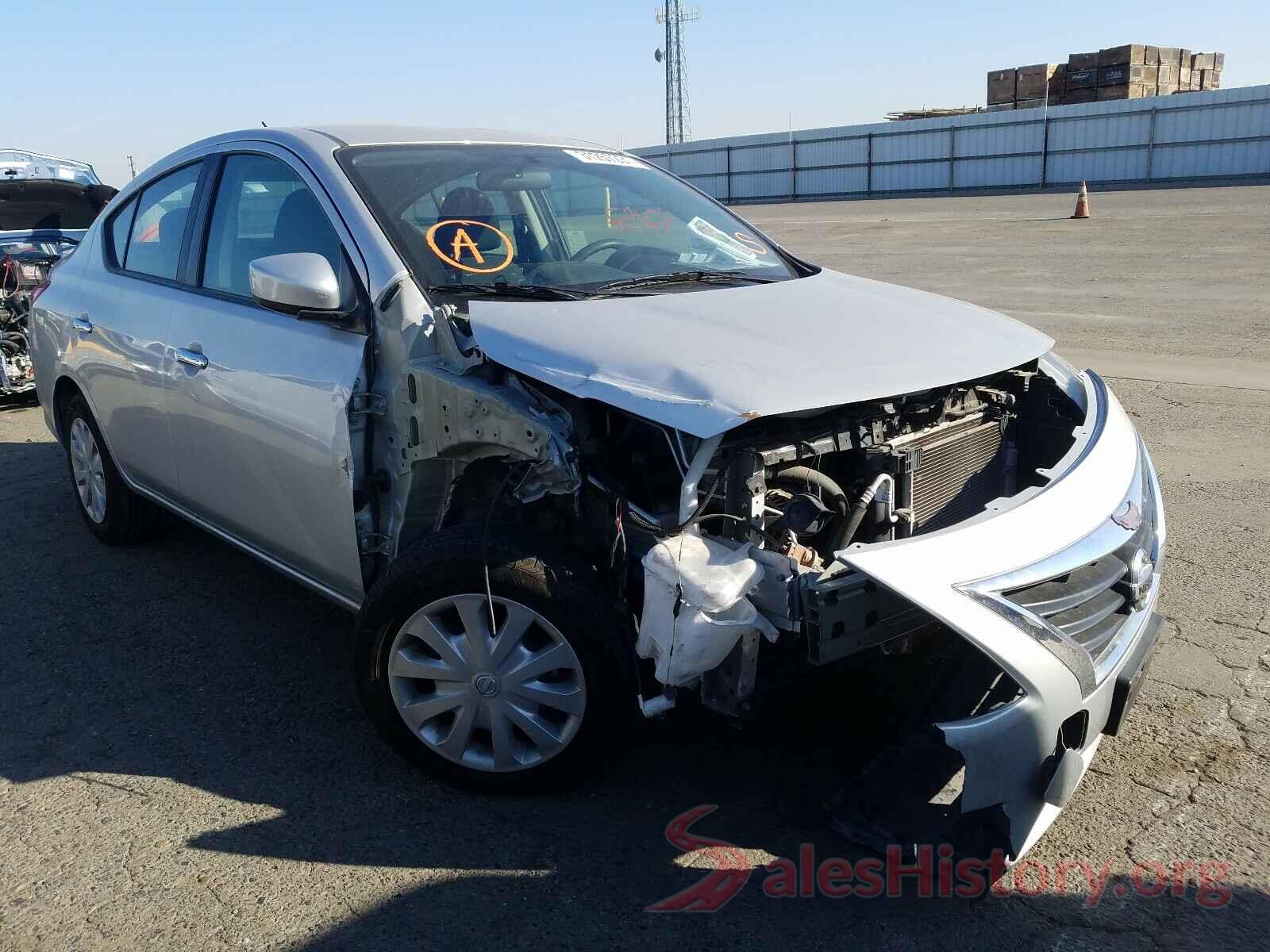 3N1CN7AP0JL878182 2018 NISSAN VERSA