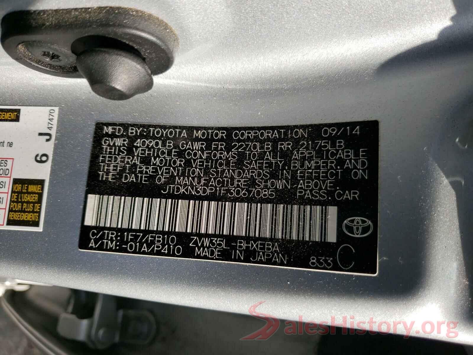 JTDKN3DP1F3067085 2015 TOYOTA PRIUS