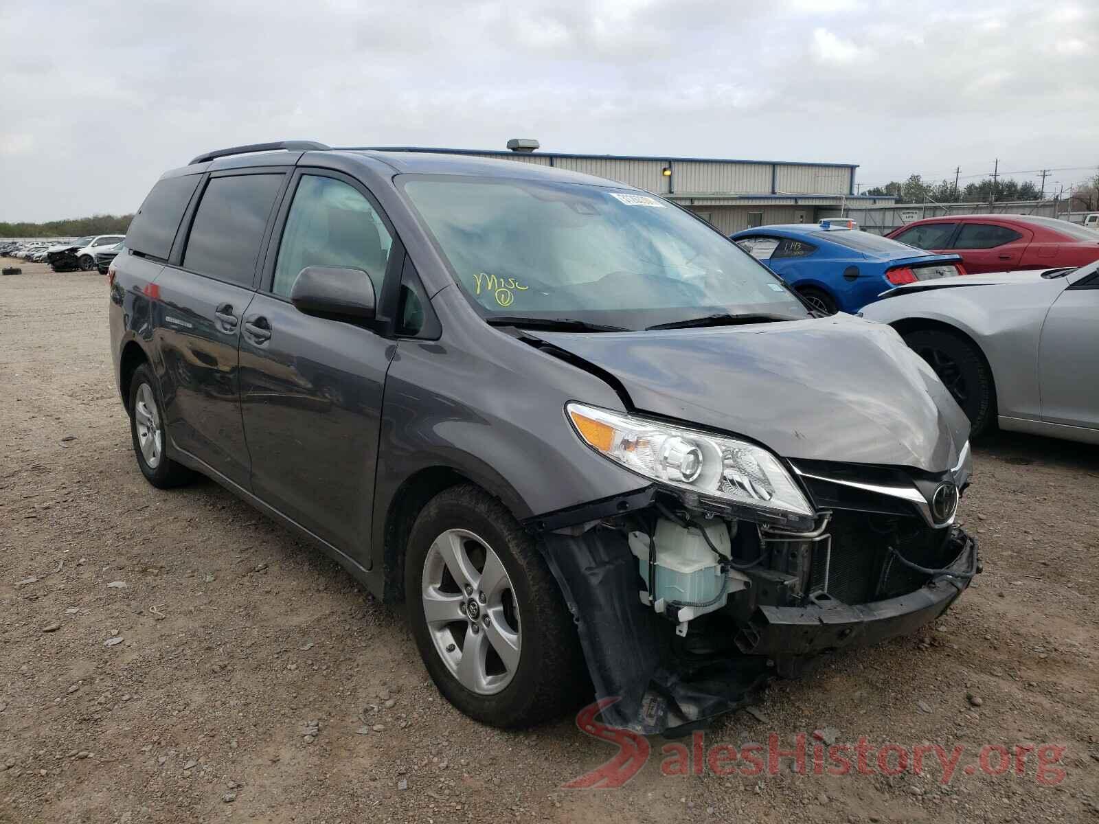 5TDKZ3DC5JS903151 2018 TOYOTA SIENNA