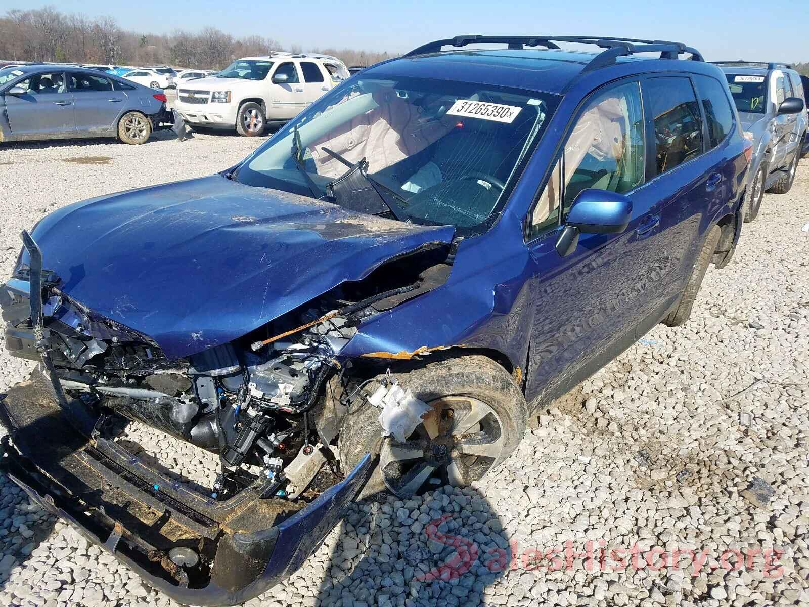 JF2SJARCXJH603499 2018 SUBARU FORESTER