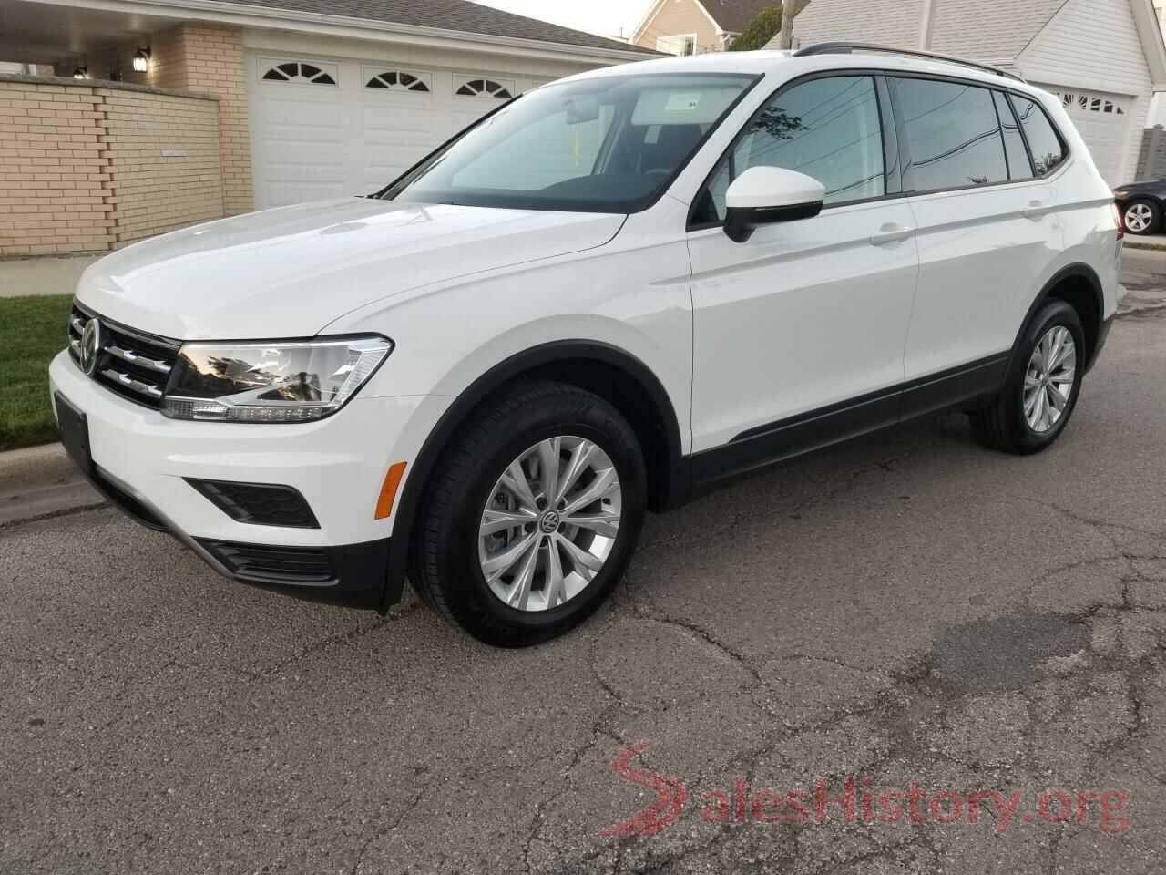 3VV1B7AXXKM182696 2019 VOLKSWAGEN TIGUAN